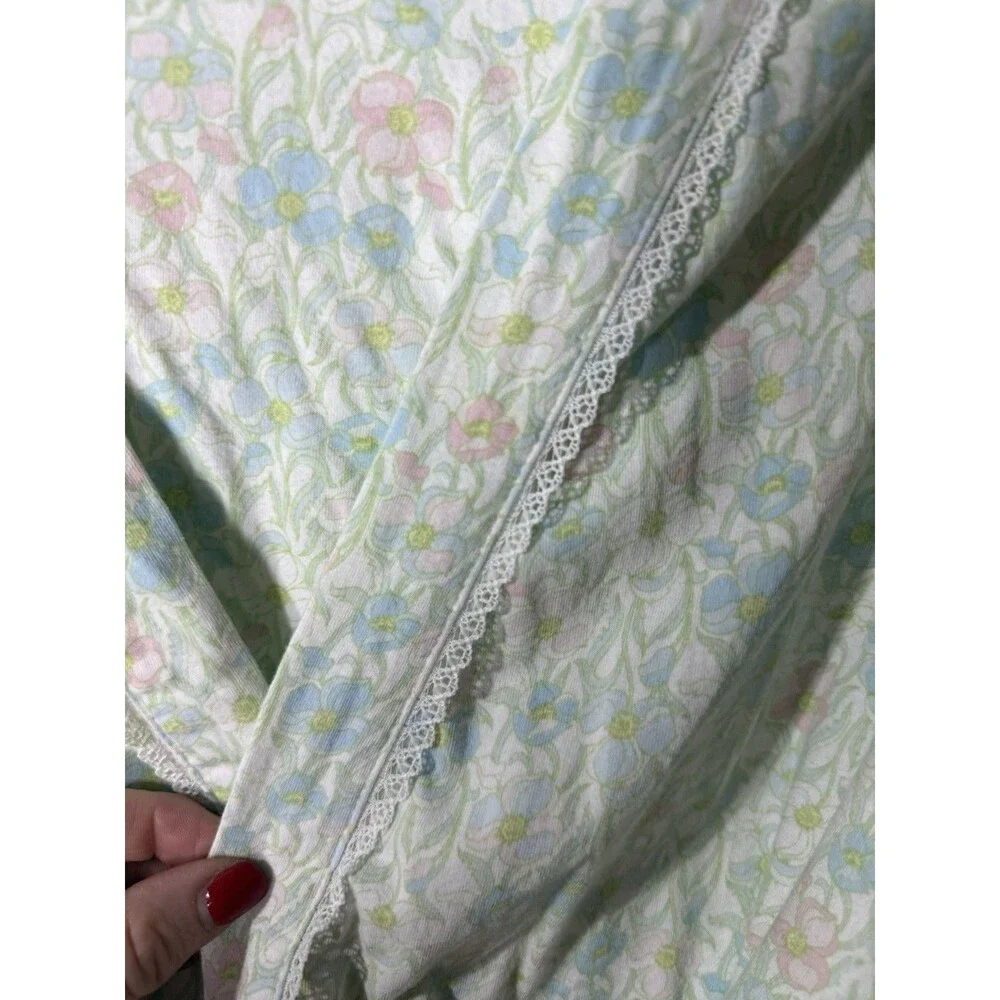 Laura Ashley Women's Floral 100% Cotton Lace Long Sleeve Tie Belt Robe L